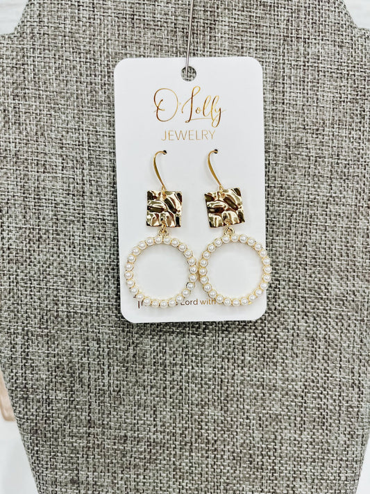 Dangle Pearl earrigns